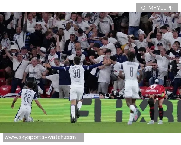 欧联杯热刺大胜本菲卡点球大战引发全场狂欢数据分析揭秘精彩瞬间