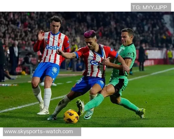 巴萨友谊赛小胜马竞帽子戏法点燃全场激情瞬间