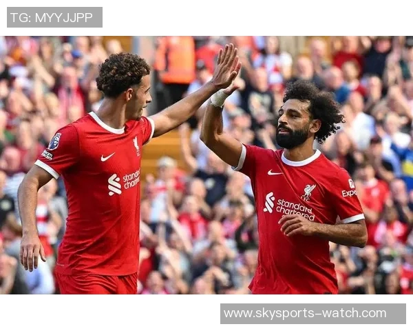 英超激战:利物浦险胜波尔图红牌争议引发全场热议 英超激战:利物浦险胜波尔图红牌争议引发全场热议