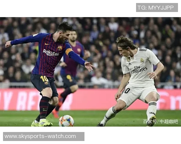 中超惊天逆转波尔图4-0皇马绝杀瞬间引发全场狂欢分析 中超惊天逆转波尔图4-0皇马绝杀瞬间引发全场狂欢分析